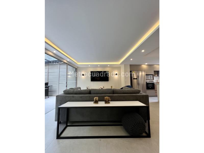 Modern 3BR House for Rent in Poblado - 5