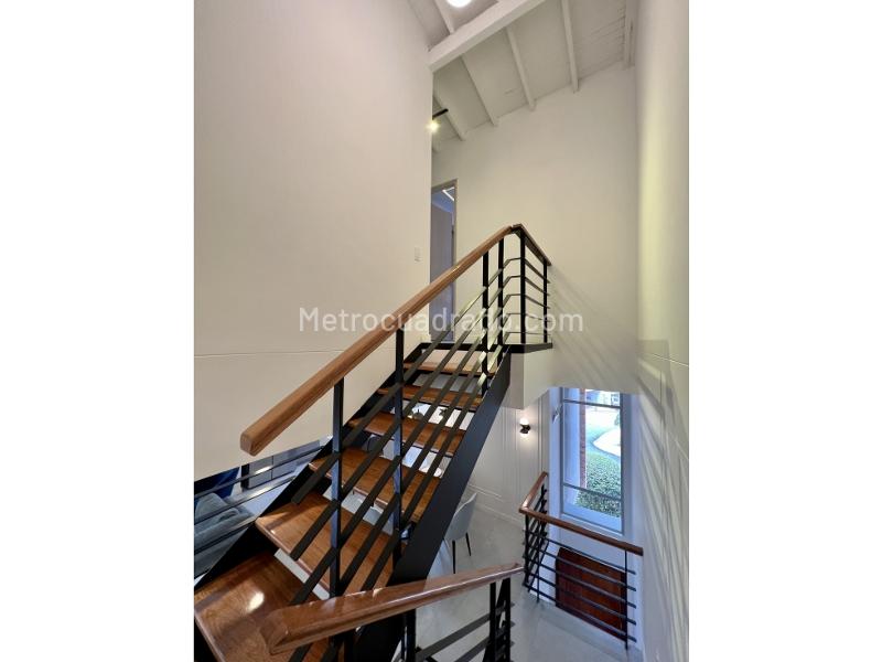 Modern 3BR House for Rent in Poblado - 8