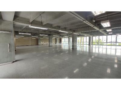 Office for rent in Guayabal, Medellín