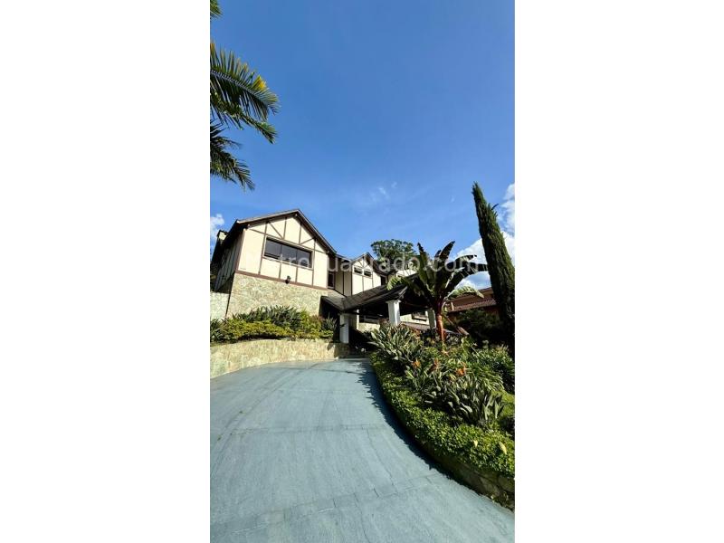 Casa en Arriendo, El Poblado, Medellín - Widok 2