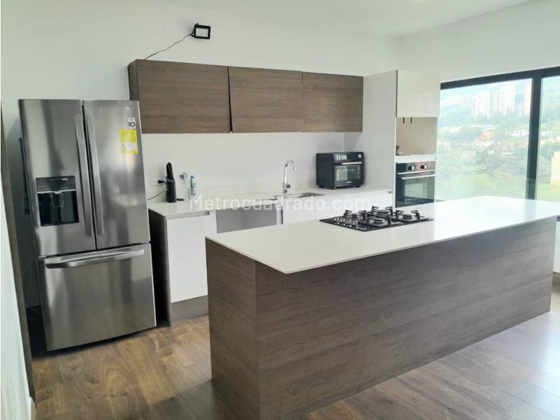 Comfortable 2BR Apartment Near San Lucas Mall in El Poblado - 6