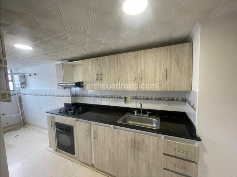 Apartamento en Arriendo, Villagrande, Envigado - 2