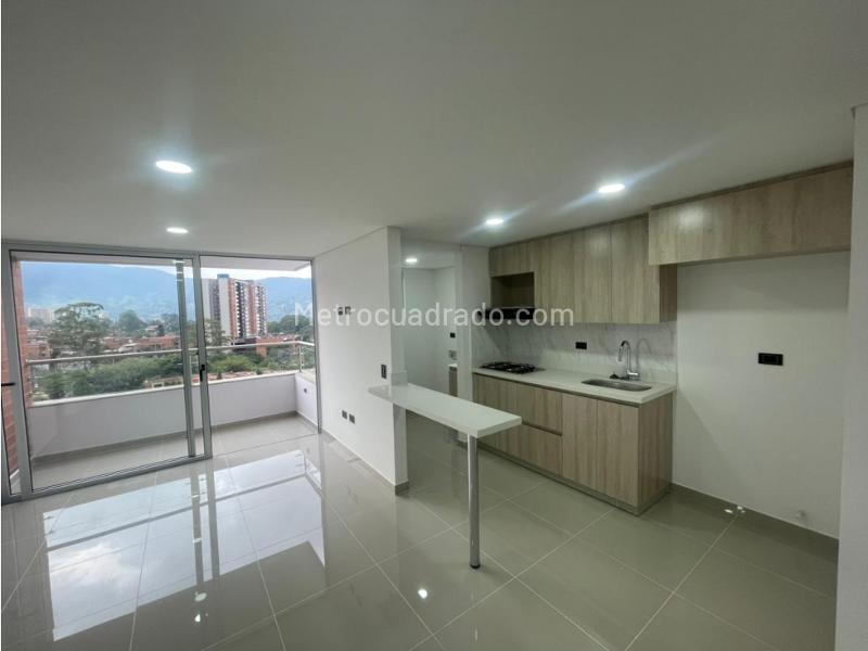 Apartamento en Arriendo, Ferreria, La Estrella - 2