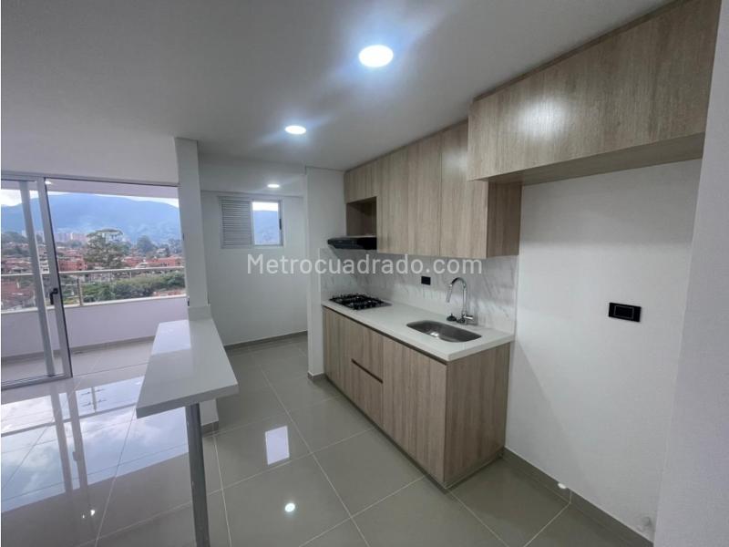 Apartamento en Arriendo, Ferreria, La Estrella - 3
