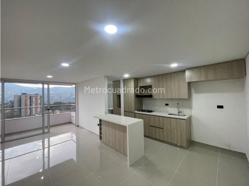 Apartamento en Arriendo, Ferreria, La Estrella - 3