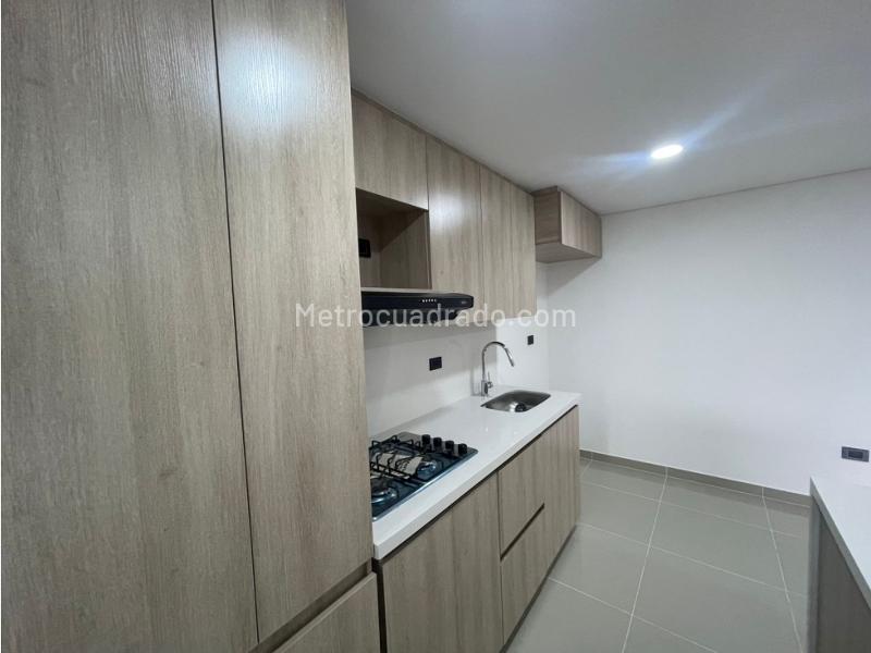 Apartamento en Arriendo, Ferreria, La Estrella - 4
