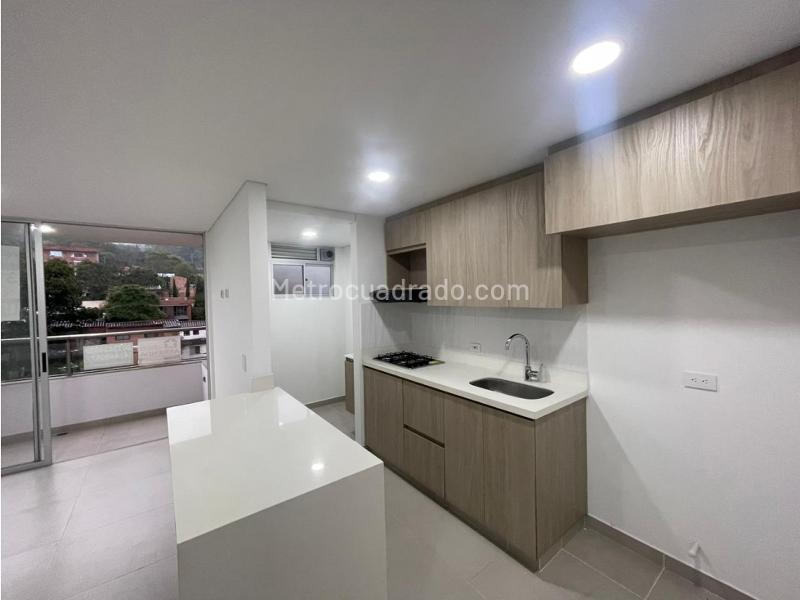 Apartamento en Arriendo, Ferreria, La Estrella - 2
