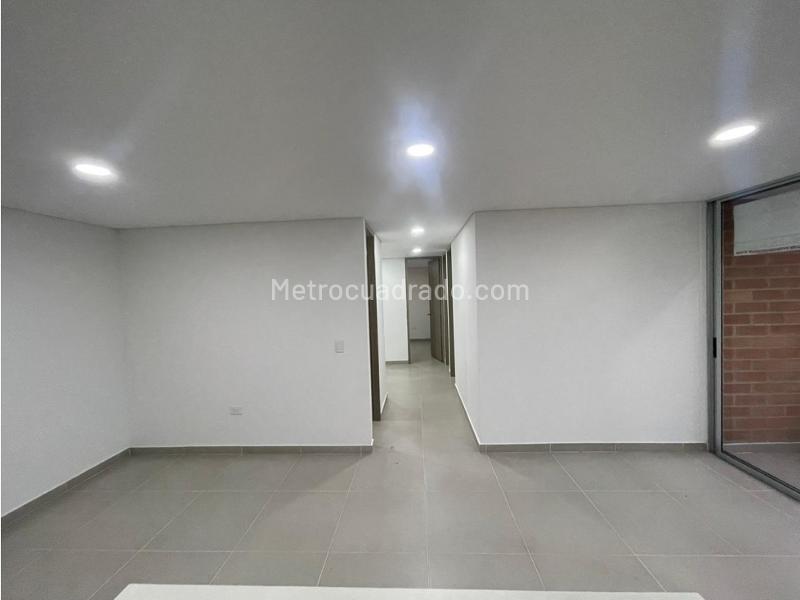 Apartamento en Arriendo, Ferreria, La Estrella - 4