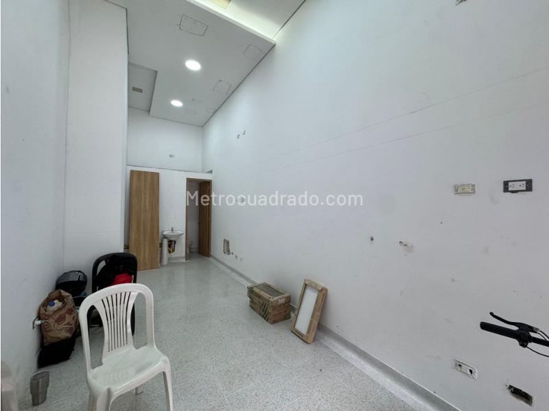 Local Comercial en Arriendo, Calle Larga, Sabaneta - Más