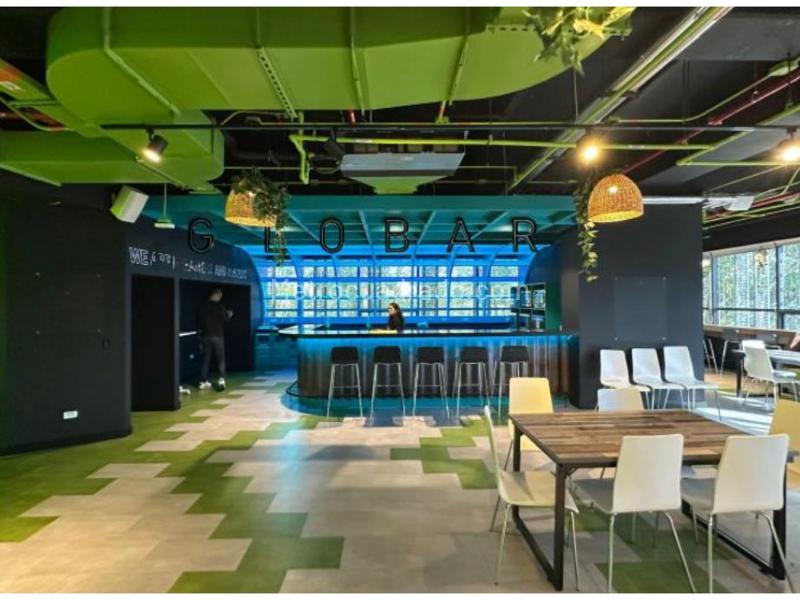 Oficina en Arriendo, Av Las Palmas, Medellín - Más