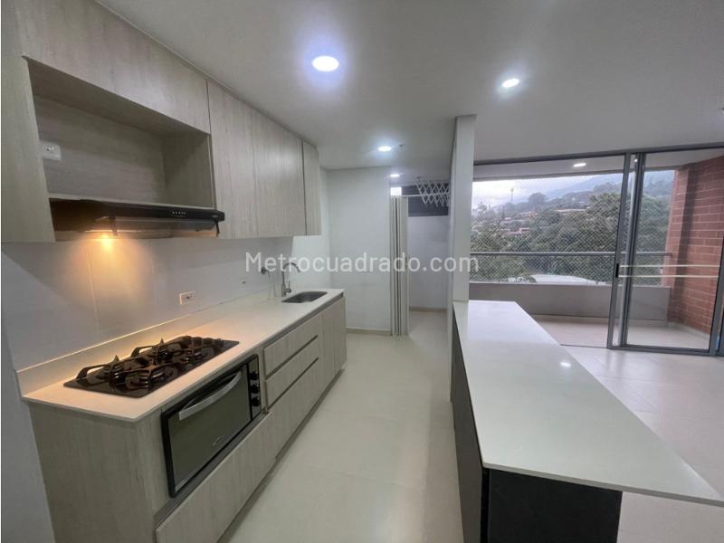 3BR Apartment in Loma Del Escobero (89 m²) - 5