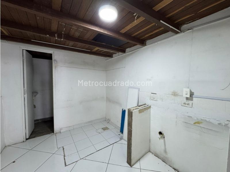 Bodega en Arriendo, Barrio Colombia, Medellín - Más