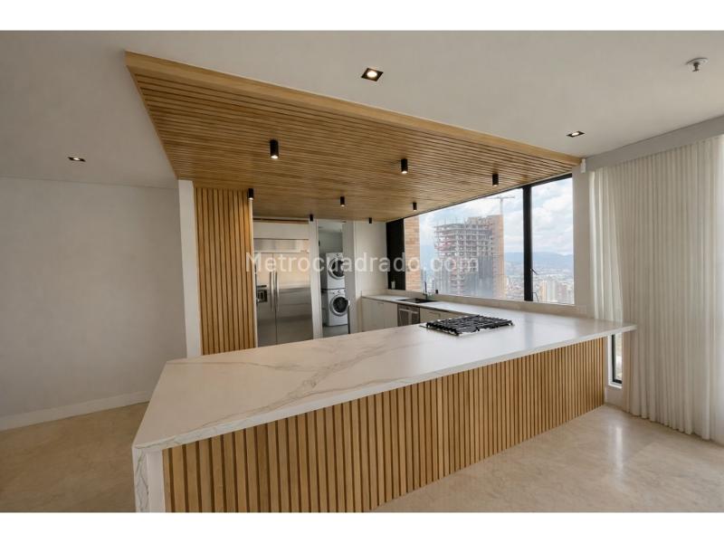 Piso – Medellín, Los Balsos Numero 2, El Poblado - Más