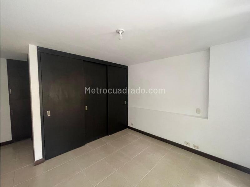 Comfortable 3BR Apartment in Laureles - 4