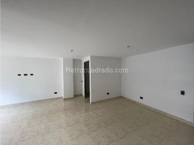 Apartamento de 3 alcobas en arriendo en Restrepo Naranjo, Sabaneta, 100 m² · foto 3 de 11