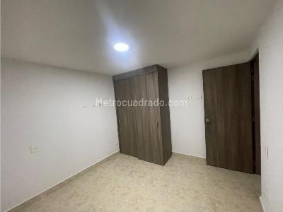 Apartamento de 3 alcobas en arriendo en Restrepo Naranjo, Sabaneta, 100 m² · foto 6 de 11