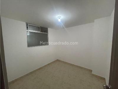 Apartamento de 3 alcobas en arriendo en Restrepo Naranjo, Sabaneta, 100 m² · foto 10 de 11