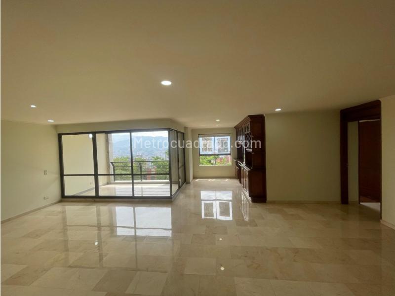 Exclusive 3BR Apartment for Rent in El Tesoro, El Poblado