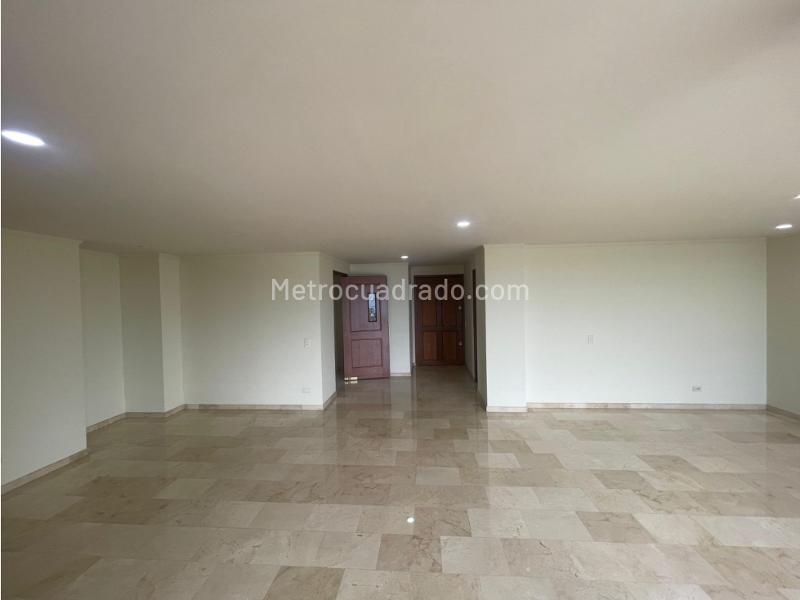 Apartamento en Arriendo, Poblado, Medellín - Widok 4
