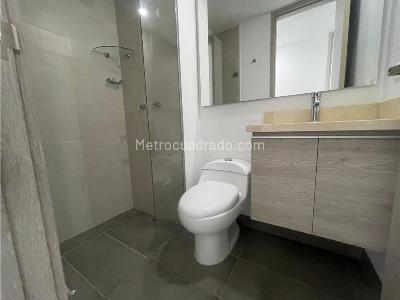 Apartamento de 3 alcobas en arriendo en Loma De Los Mesa, Envigado, 116 m² · foto 14 de 17