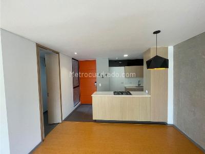 Apartamento de 2 alcobas en arriendo en Loma De Las Brujas, Envigado, 93 m² · foto 3 de 15