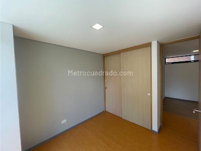 Apartamento de 2 alcobas en arriendo en Loma De Las Brujas, Envigado, 93 m² · foto 11 de 15