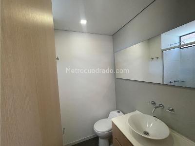 Apartamento de 2 alcobas en arriendo en Loma De Las Brujas, Envigado, 93 m² · foto 12 de 15