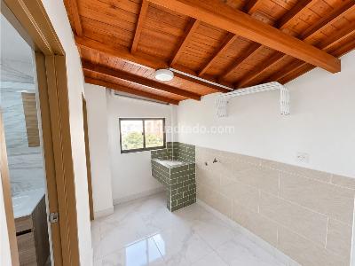 Apartamento de 3 alcobas en arriendo en Restrepo Naranjo, Sabaneta, 75 m² · foto 7 de 11