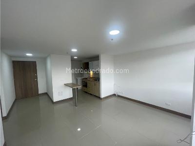 Apartamento de 2 alcobas en arriendo en Parque, Sabaneta, 80 m² · foto 5 de 14