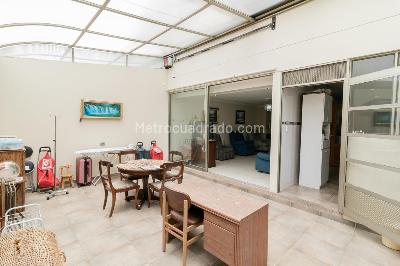 Casa de 5 alcobas en venta en Las Villas, Bogotá, 261 m² · foto 11 de 19