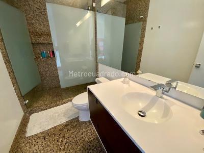 Apartamento de 5 alcobas en venta en La Cabrera, Bogotá, 600 m² · foto 18 de 20