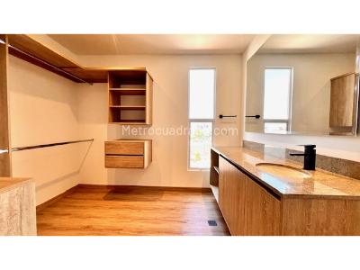 Apartamento de 1 alcoba en venta en Norte, Bogotá, 97 m² · foto 17 de 19