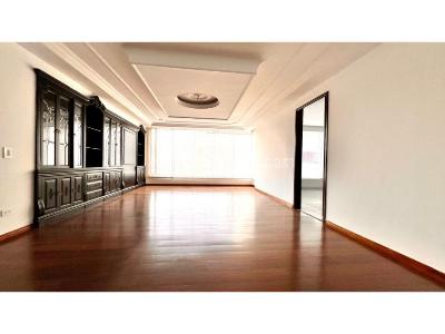 Apartamento de 4 alcobas en venta en Norte, Bogotá, 370 m² · foto 8 de 20