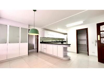 Apartamento de 4 alcobas en venta en Norte, Bogotá, 370 m² · foto 10 de 20