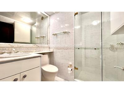 Apartamento de 4 alcobas en venta en Norte, Bogotá, 370 m² · foto 18 de 20