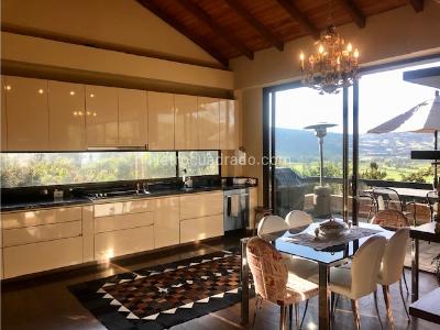 Casa de 3 alcobas en venta en Norte, Bogotá, 332 m² · foto 8 de 20
