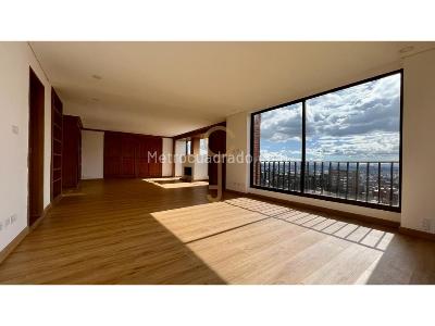 Apartamento de 3 alcobas en venta en Norte, Bogotá, 400 m² · foto 14 de 20