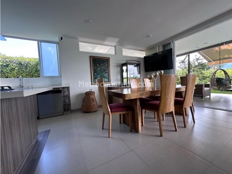 Casa – Pereira - Más