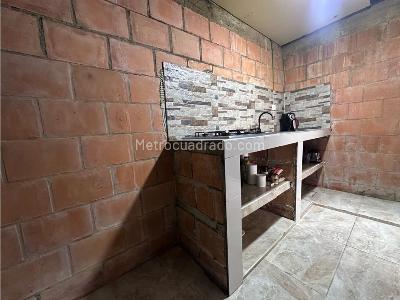 Casa en venta en Parque Industrial, Pereira · foto 3 de 19
