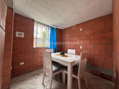 Casa en venta en Parque Industrial, Pereira · foto 8 de 19