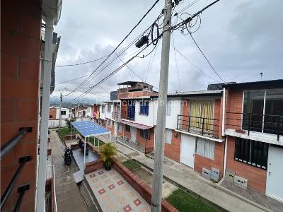Casa en venta en Parque Industrial, Pereira · foto 16 de 19