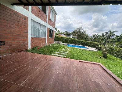 Casa en venta en Cerritos, Pereira · foto 3 de 12