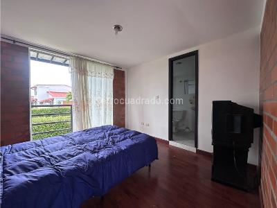 Casa en venta en Cerritos, Pereira · foto 7 de 12