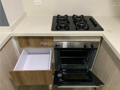 Apartamento en venta en Pinares, Pereira · foto 8 de 20