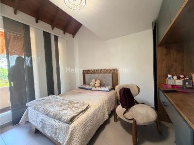 Casa de 3 alcobas en venta en Av, Pereira, 220 m² · foto 8 de 20