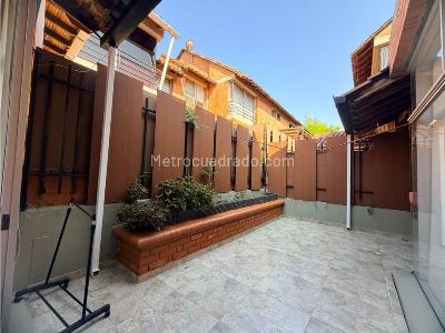 Casa de 3 alcobas en venta en Av, Pereira, 220 m² · foto 16 de 20