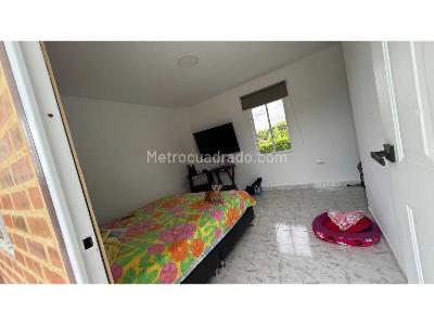 Casa en venta en La Estrella, Pereira · foto 10 de 14
