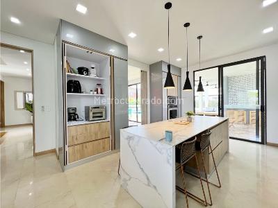 Casa de 5 alcobas en venta en Zona Norte Barcelona De Indias, Cartagena, 420 m² · foto 13 de 20