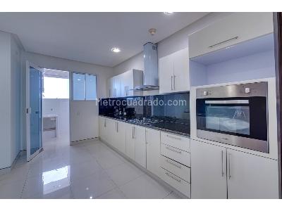Apartamento de 3 alcobas en venta en Zona Residencial Castillogrande, Cartagena, 273 m² · foto 2 de 15