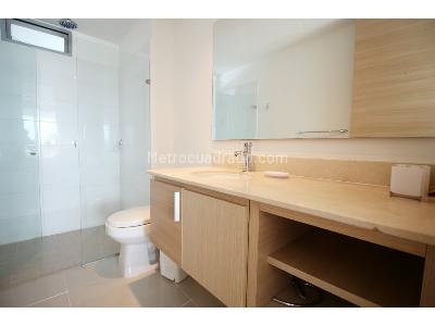 Apartamento de 2 alcobas en venta en Zona Residencial Crespo, Cartagena, 104 m² · foto 8 de 20